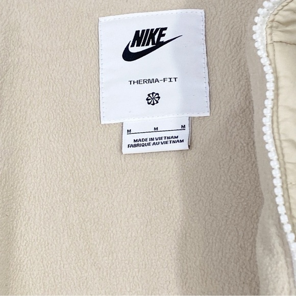 NIKE Legacy Puffer Therma-FIT Legacy Puffer Jacket - Picture 5 of 11